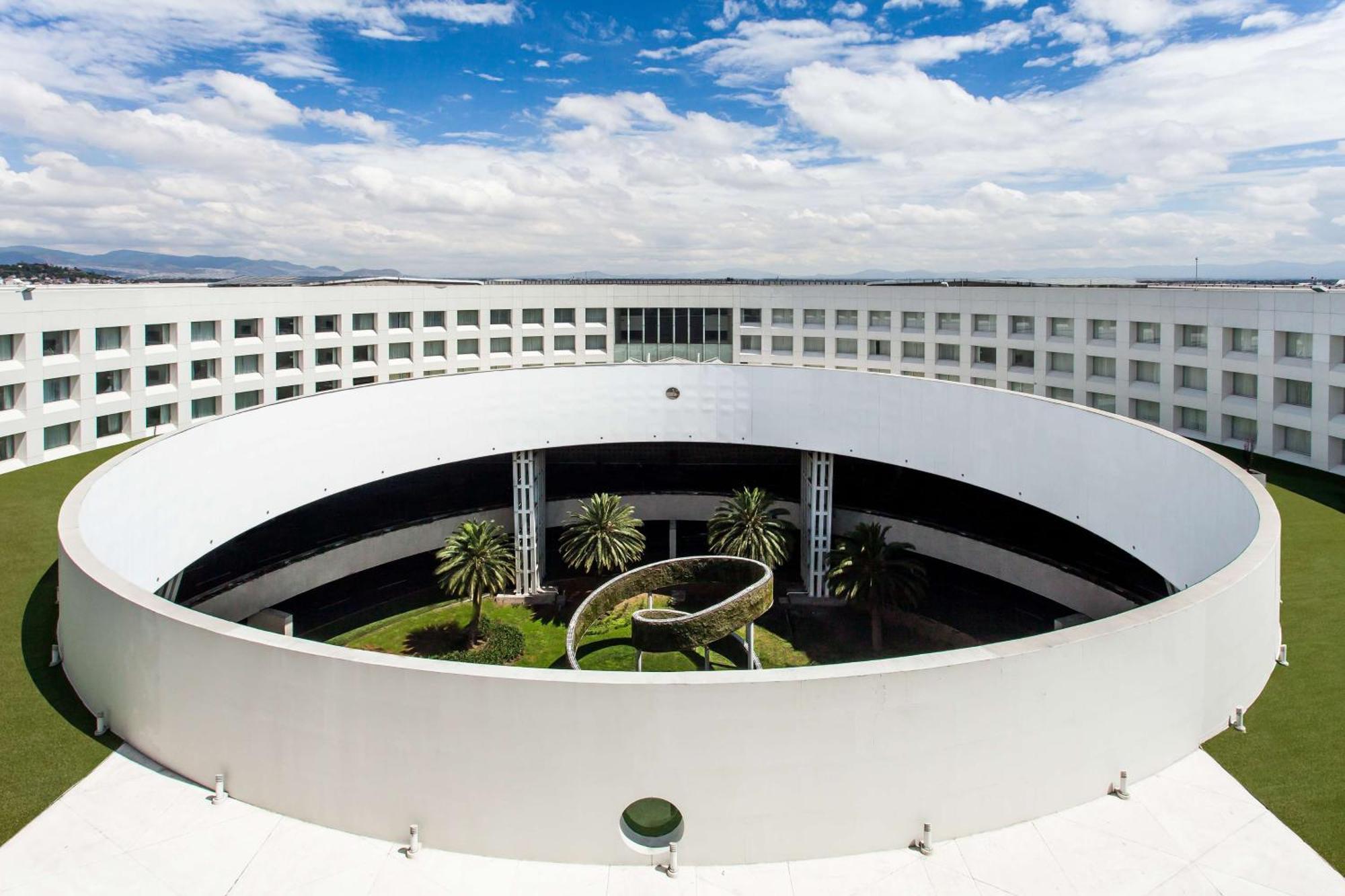 Nh Collection Mexico City Airport T2 Exterior photo