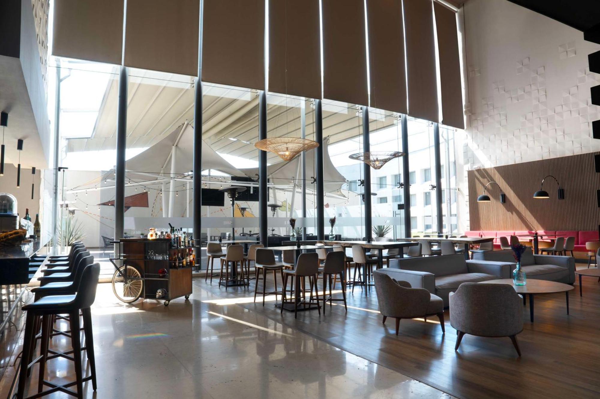 Nh Collection Mexico City Airport T2 Exterior photo